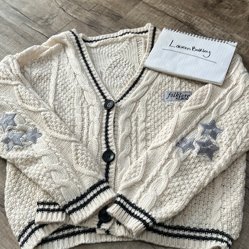 Rare*Taylor Swift Cardigan .*